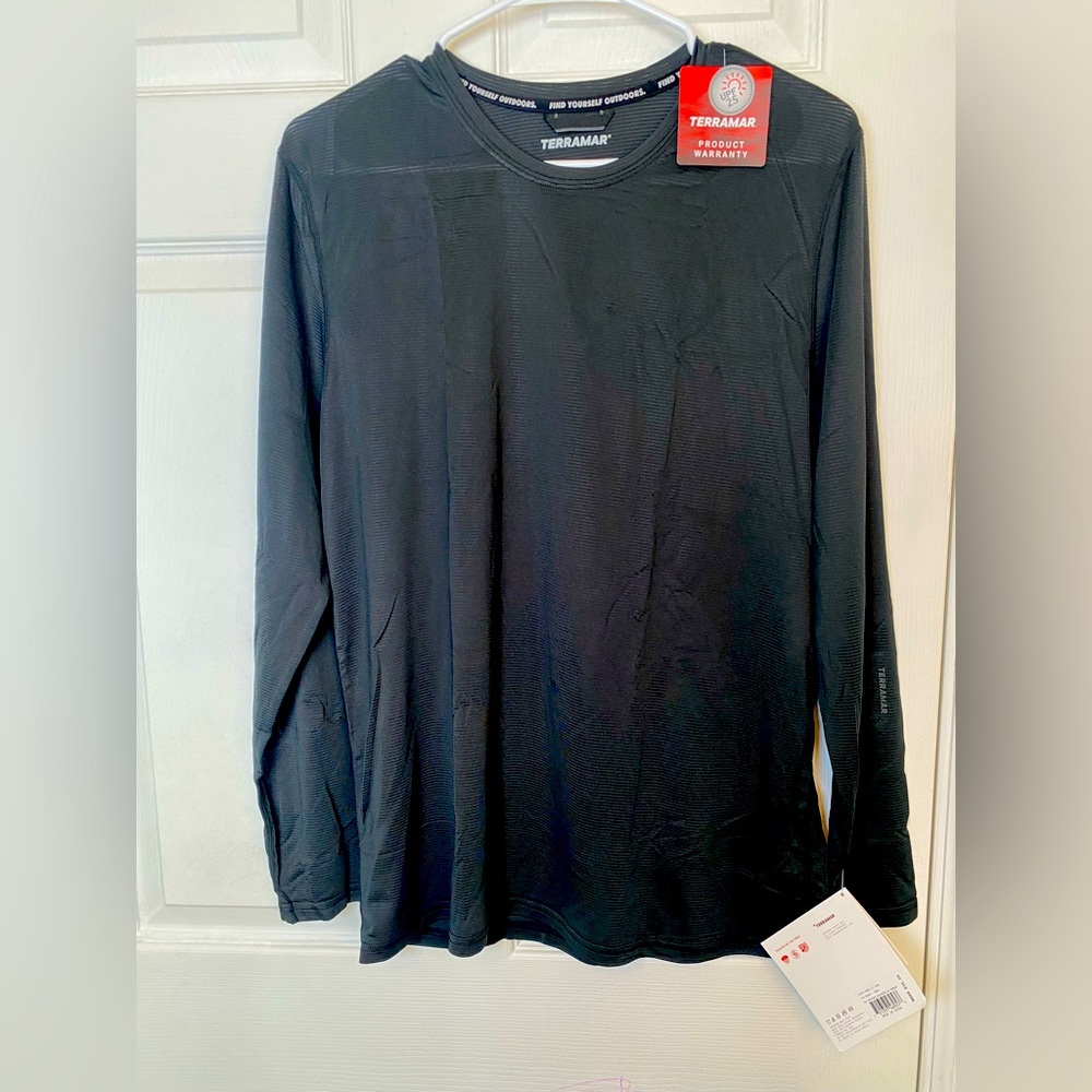 Terramar All Season Performance Long Sleeve Base Layer size Small NWT
